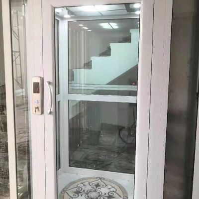 غرفة الآلات الهيدروليكية أقل من المصعد الجاذب مع محرك 4.7 كيلوواط وإمدادات الطاقة 220 فولت 14.5 M الحد الأقصى ارتفاع