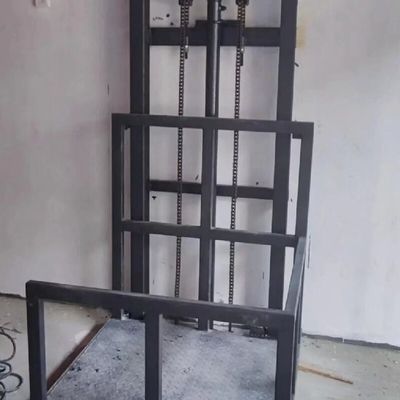 1-12M ارتفاع الرفع الطاقة الفولاذية الهيدروليكية شحن رفع المصعد التحكم في PLC