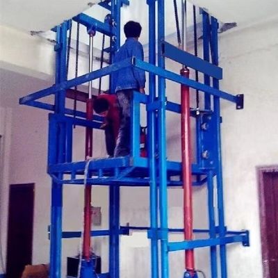 2000kg 3000kg 4000kg مصعد شحن هيدروليكي مصعد شحن خارجي
